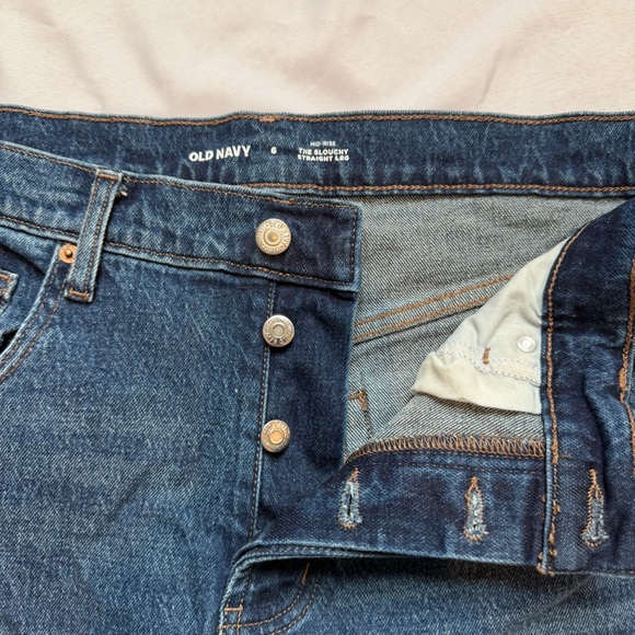 Old Navy The Slouchy Straight Jeans Size 6 Mid Rise Light Wash Relaxed Fit - Picture 10 of 12